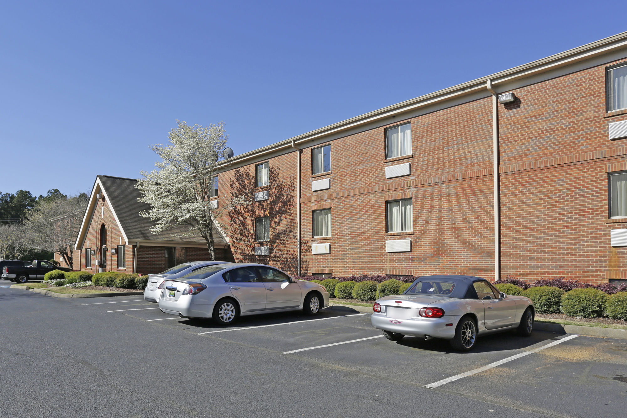 Hotel Suburban East I-85 Montgomery